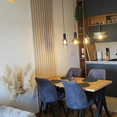 Lägenhet Maksibor Wellness &